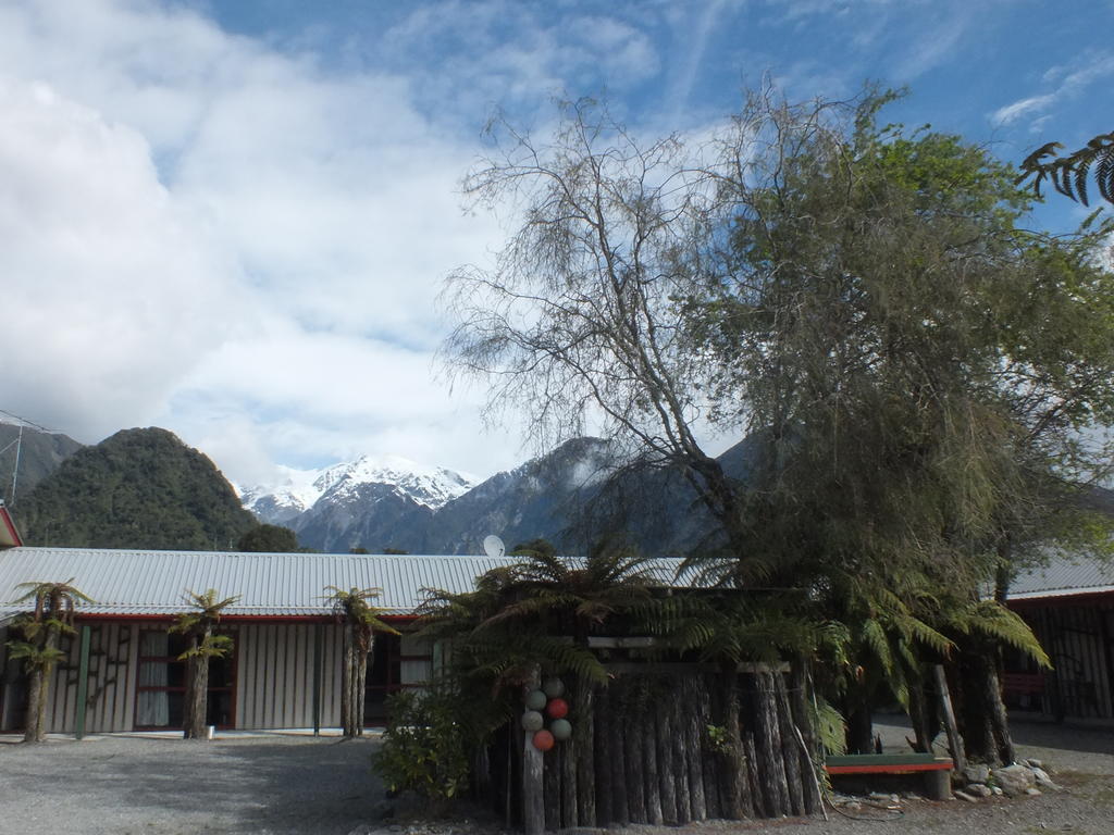 Glow Worm Accommodation Franz Josef Exterior photo